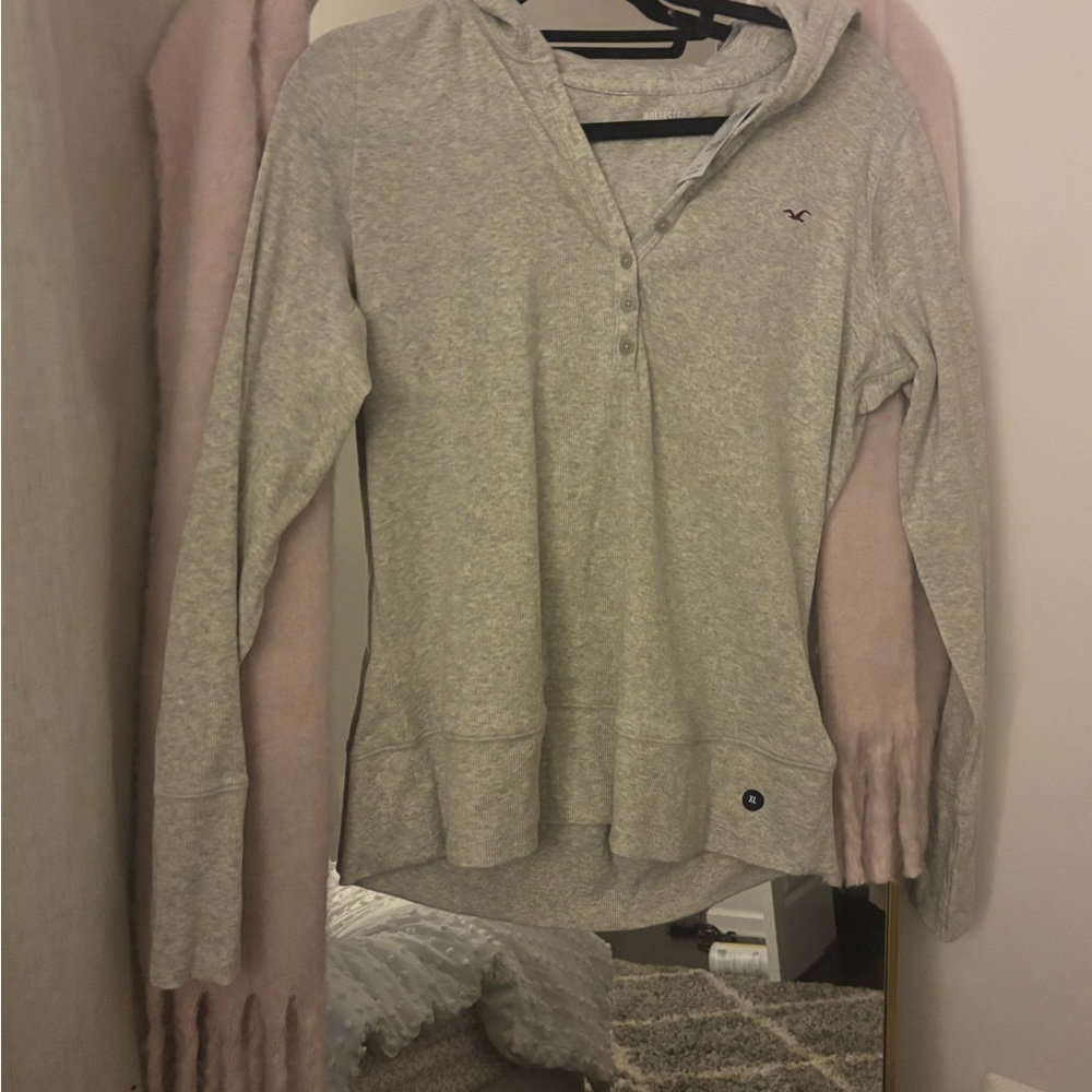 Hollister Hooded Top (RESERVED)